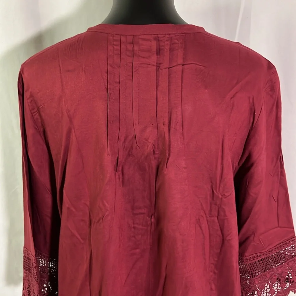 ๐ 6 for $35 โข NWOT Blair Burgundy Lace Accent Pleated Button Front Tunic Blouse - Picture 10 of 16